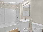 144 White Street 2L, 3 beds, 1 full bath