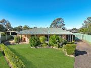 Light filled 1465sqm Block Dual Side Access