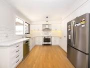 1/46 Rose Avenue, Glen Waverley, VIC 3150 Duplex / Semi De.