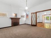 147 Hawthorn Road, Caulfield North