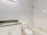 14885 NE 7th Ave # 14885 3/2 1500 sqft