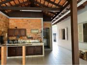 148 Área Útil Casa Alugar, 3 Dormitórios localizado em...