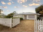 1/48 Mitchell Street, Echuca House for rent Listed by...