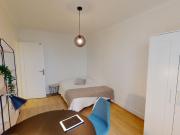 148 SAUSSURE 1 ROOM 2