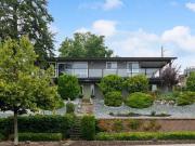 1496 Lawrence Ave Kelowna