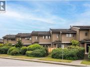 14 25 Th Street W, North Vancouver, BC, V7M 1P4...