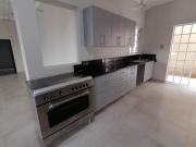 14 Bedroom House in Mnandi AH