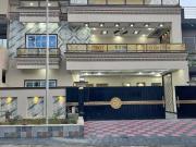 14 Marla Beautiful Location Brand New House For Sale G...