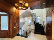 14 Marla Brand New Condition Beautiful Stylish Ground...