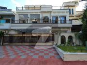 14 Marla Brand New House For Sale Size 40*80 Double Storey