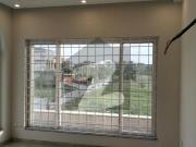 14 Marla Brand New Most Beautiful Solid Corner House...
