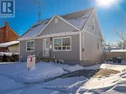 14 Oakwood Avenue, St. Catharines, ON, L2P 1L1 house for...