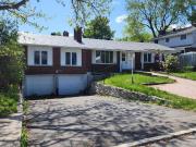 14 Roberta Crescent 1 3 Bedroom House for Rent