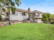 14 Townsend Street, Glen Waverley VIC 3150 House For Rent.