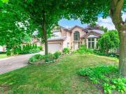 14 Wintergarden Road