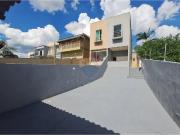 150 Área Útil Casa Alugar, 3 Dormitórios localizado em...