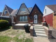 15113 Prest St, Detroit, MI 48227