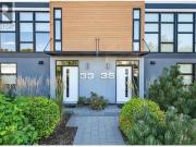 1515 Highland Drive Unit# 33, Kelowna, BC, V1Y 0C9 house...