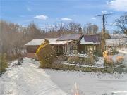 15216 Grove Rd SE, Port Washington, OH 43837