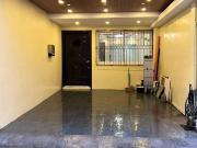 152 sq.m. 3 storey Apartment type condo with garage for...