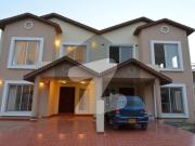 152 Yards Iqbal Villa Available For Rent In Precinct 2...