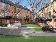 1530 N Elk Grove Avenue #G, Chicago, US, IL