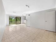 15/33 Hooker Boulevard, Broadbeach Waters, QLD 4218