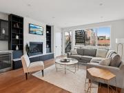 1536 W Chestnut Street #B, Chicago, US, IL