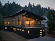 1572 Treadwell Street, Rossland, BC, V0G 1Y0 house for...