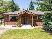 157 Ridgemont Crescent, Fernie, BC, V0B 1M0 house for sale.