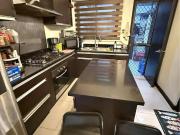 158 sqm 3BR Townhouse for Sale at Kapitolyo, Pasig City