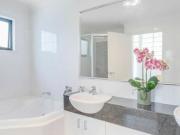 1/58 william street southport qld duplexsemi detached...