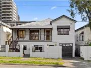 15 Cameron Street, SOUTH BRISBANE House for rent Listed...