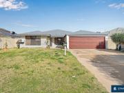 15 Chamberlain Street, Gosnells WA 6110