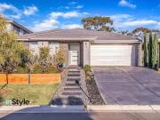 15 Charleston Crescent, Blakeview, SA 5114