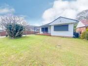 15 Crisp Avenue, Rutherford, NSW 2320