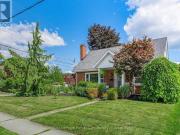 15 Dudhope Avenue, Cambridge, ON, N1R 4T2 house for sale... 15 Dudhope Avenue, Cambridge, ON, N1R 4T2 house for sale...