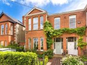 15 Eaton Square, Monkstown, Co. Dublin