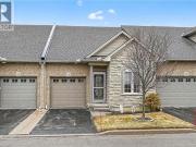 15 Grovetree Trail, Glanbrook, ON, L9B 0B8 townhouse for...