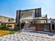 15 Marla Modern Design Luxury House Available For Sale