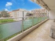 15 minutes à pied rue d'Antibes Calme Terrasse