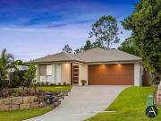 15 Sturt Street, Oxenford, QLD 4210