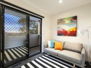 1/5 Winifred Street, Oakleigh VIC 3166 Townhouse For...