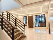 15M House and Lot in Quezon City near Commonwealth and...
