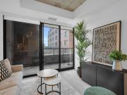 1601 17 Dundonald Street