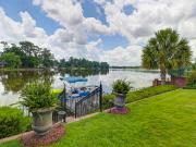 1609 Woodlake Drive