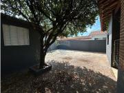 160 Área Útil Casa Alugar, 3 Dormitórios localizado em...