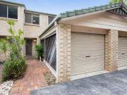 16/130 Plateau Crescent, Carrara, QLD 4211