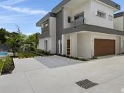 16/231 Government Road, Labrador, QLD 4215
