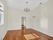 1625 27 N Johnson Street